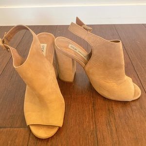 Steve Madden Suede Heels